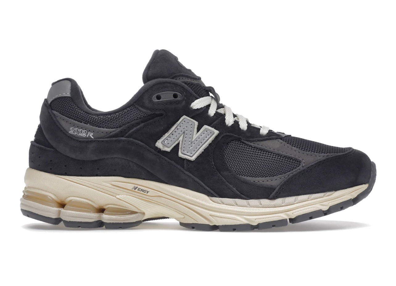 New Balance 2002R Black Dark Grey