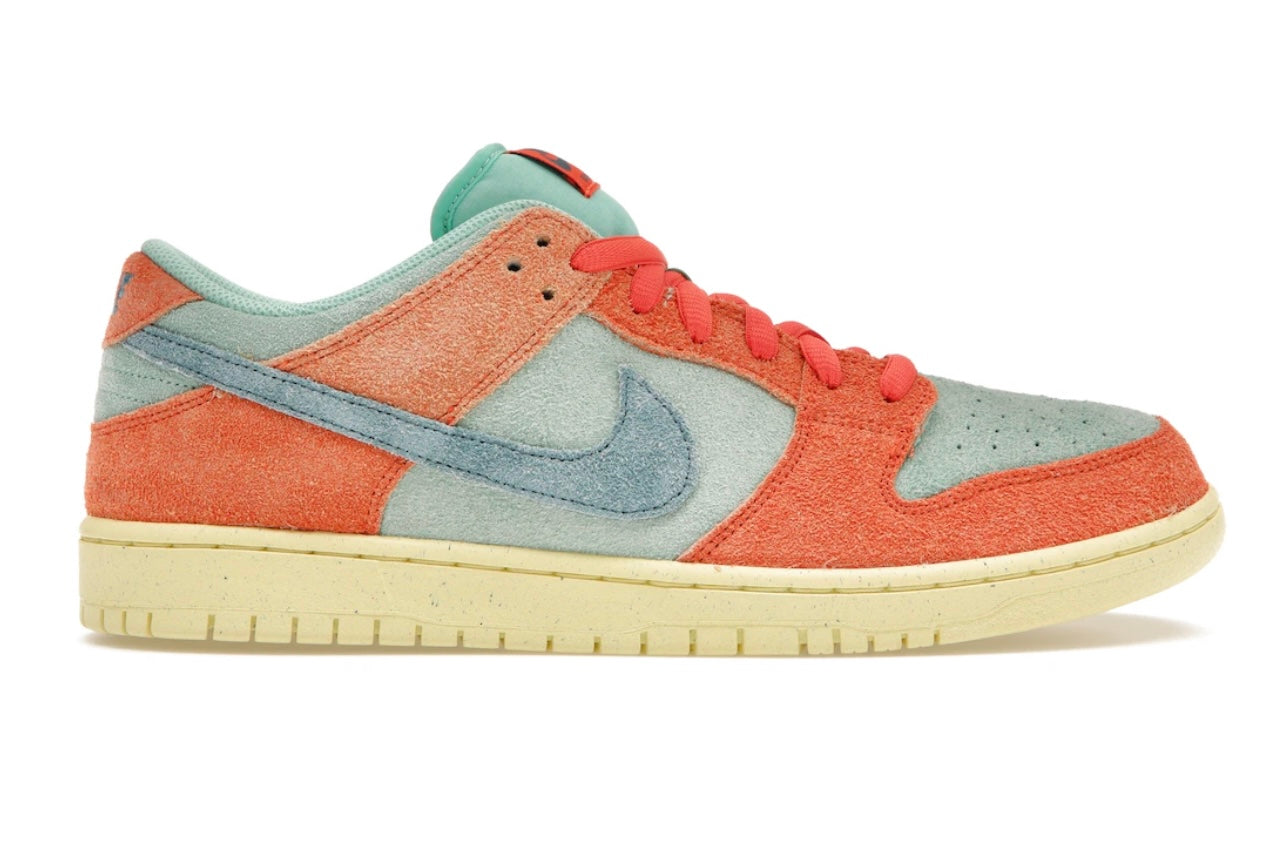 Nike SB Dunk Low Orange Emerald Rise