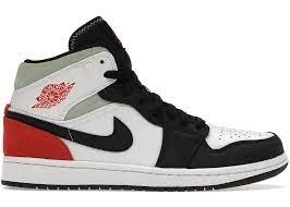 Air Jordan 1 Mid SE Union Black Toe