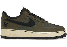 Nike Air Force 1 Low SP Undefeated Ballistic Dunk vs. AF1